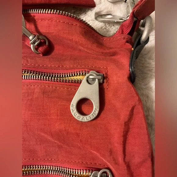 Baggallini Red Crossbody Bag with Adjustable Strap - Picture 10 of 10